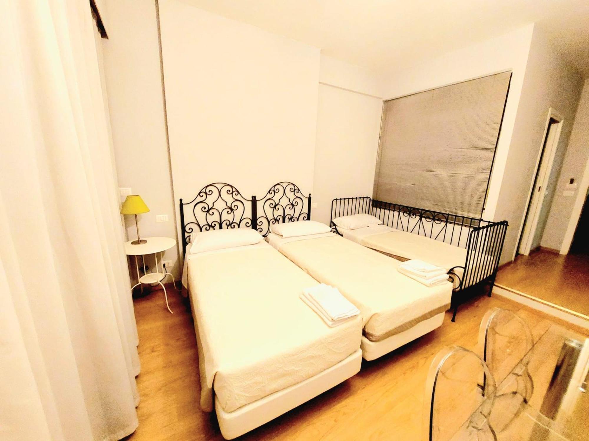 Vanity Apartment - 4 Bedrooms With 4 Bathrooms - Ac & Wifi روما المظهر الخارجي الصورة