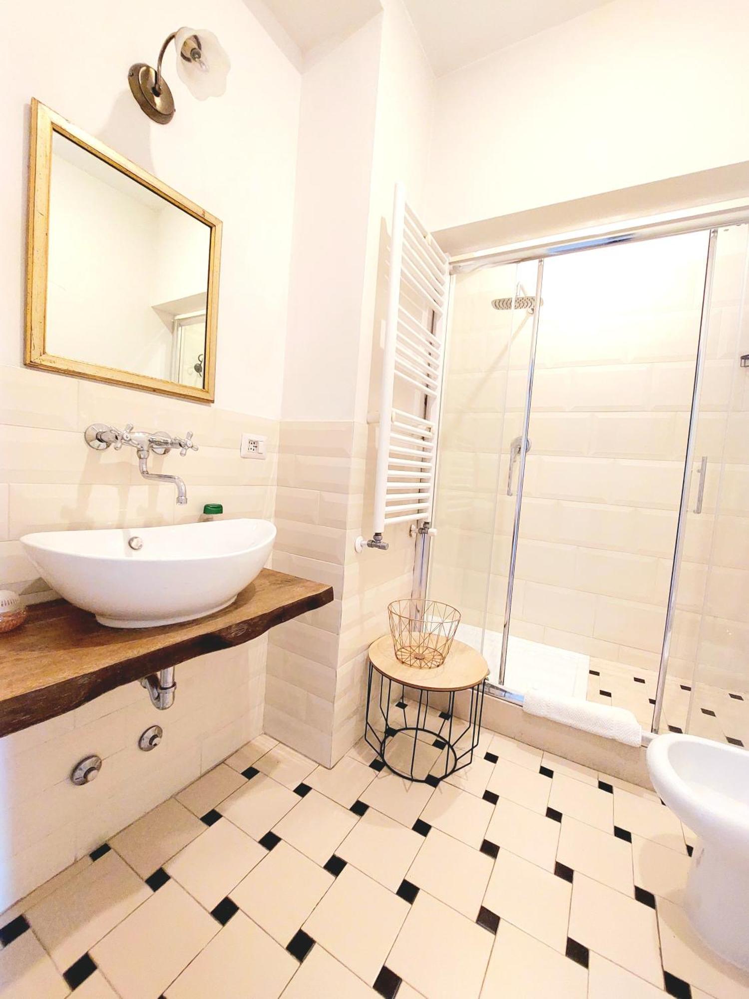 Vanity Apartment - 4 Bedrooms With 4 Bathrooms - Ac & Wifi روما المظهر الخارجي الصورة